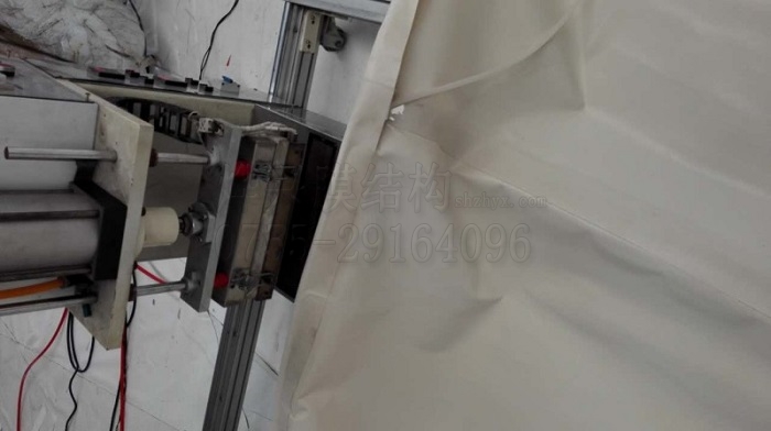 判斷膜結構建筑材料制作的優(yōu)劣