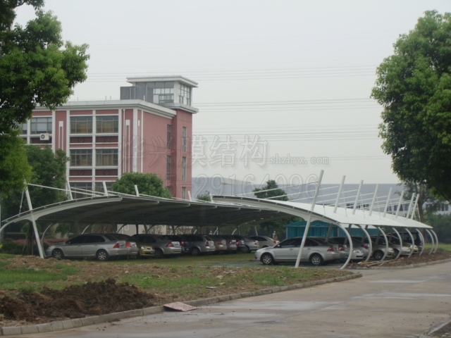 膜結(jié)構車棚