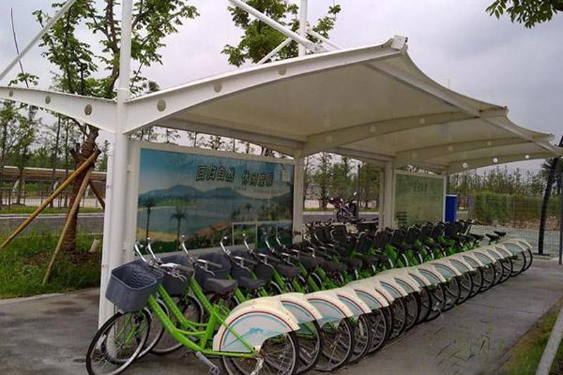 張拉膜車棚安裝找哪家膜結(jié)構(gòu)公司好？